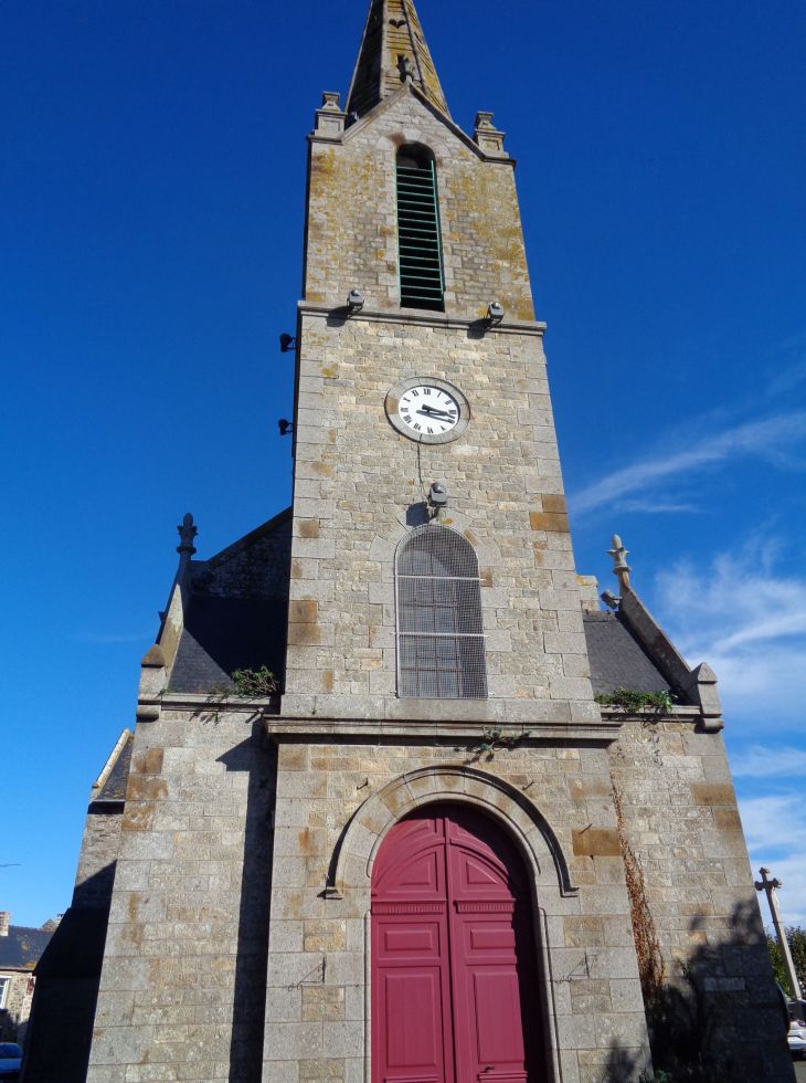 Hirel ch front belltower oct22