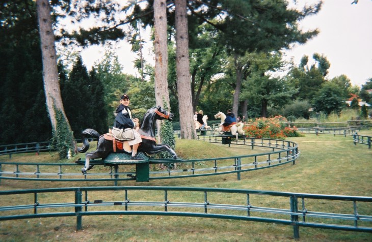 Paris jardin d'acclimatation horse ride RF oct05