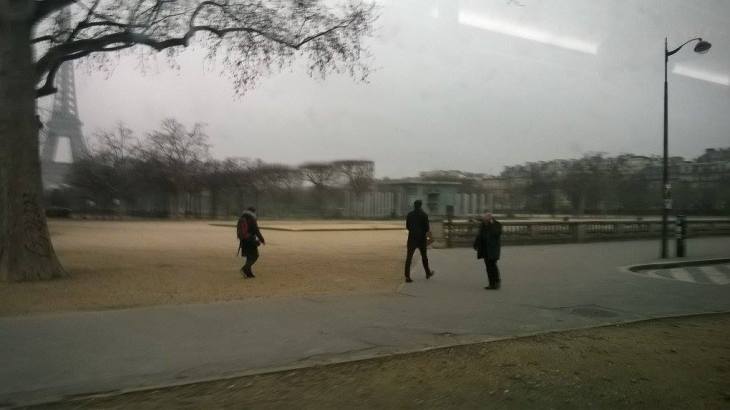 Paris monument to the peace and the Eiffel on bus 82 feb17