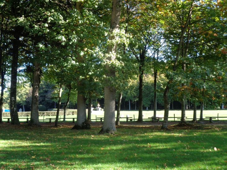 Pleugueneuc Parc Zoologique et Château de la Bourbansais gardens oct22