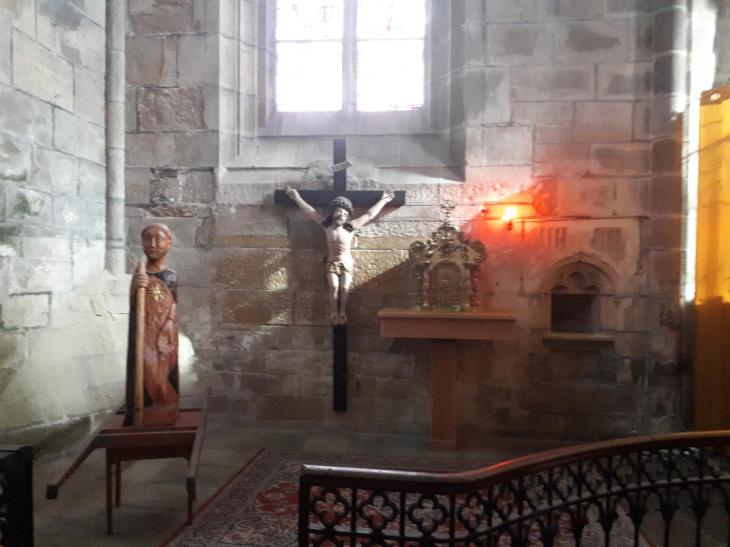 Quimperle ch ND de l'Assomption chapel saint sacrement oct22