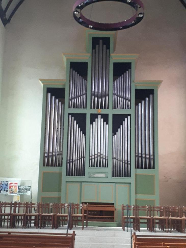 Quimperle ch ND de l'Assomption organ back oct22