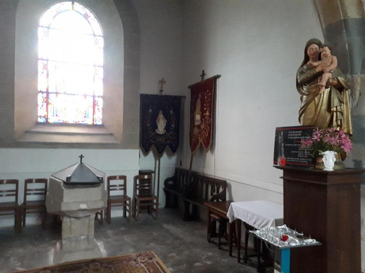 Rumengol ch Sainte Julitte baptismal font chapel oct22