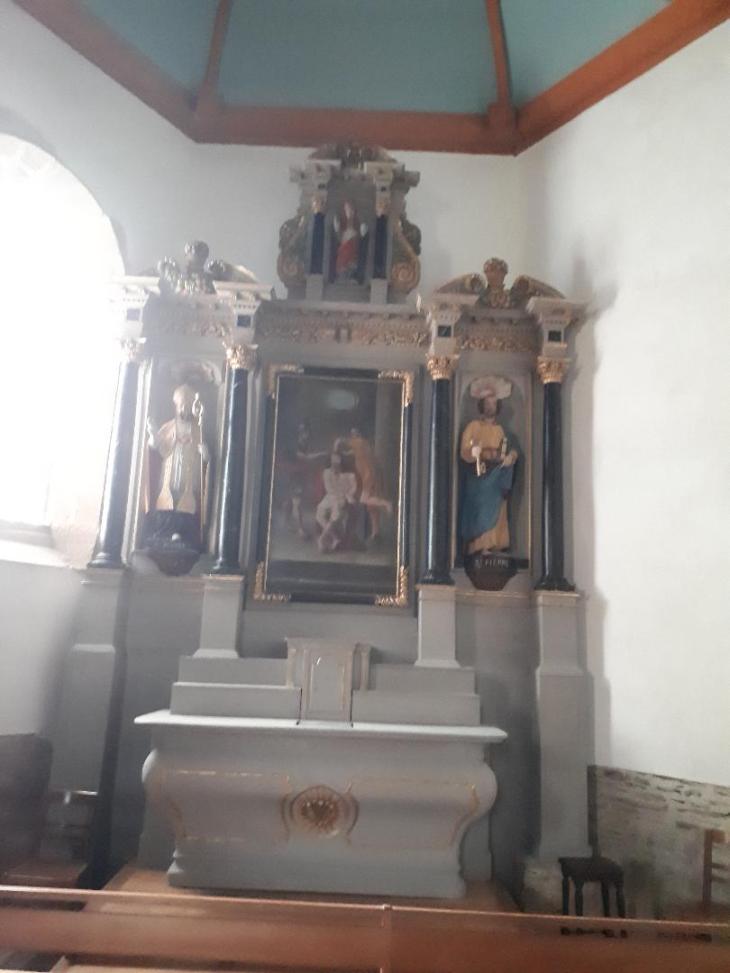 Rumengol ch Sainte Julitte chapel side right oct22