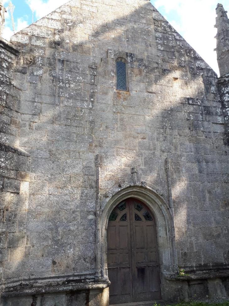 St Barthélemy Chapelle St Adrien front oct22