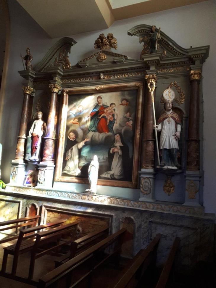 St Martin sur Oust ch Saint Martin chapel Blessed Virgin closeup oct22