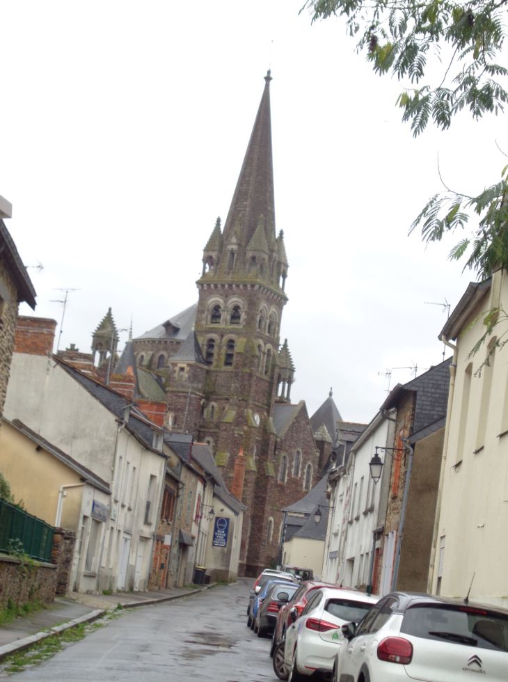 Teillay ch Notre Dame de l'assomption arriving oct22