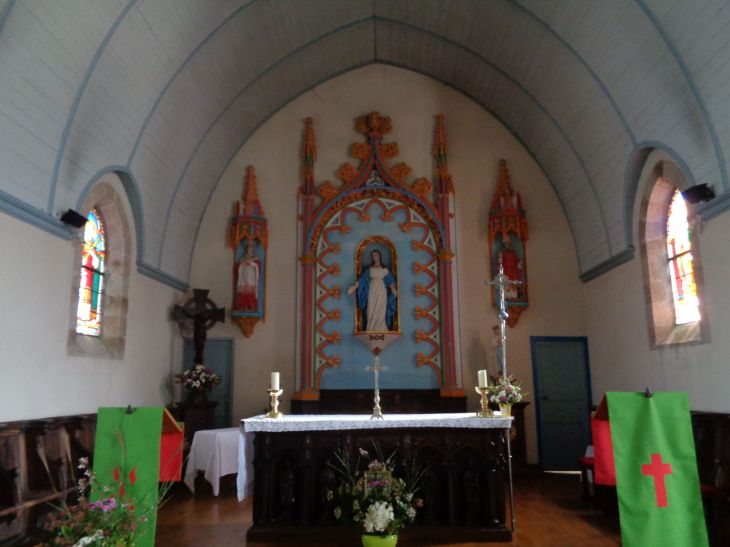 Brandivy ch st Aubin altar nov22