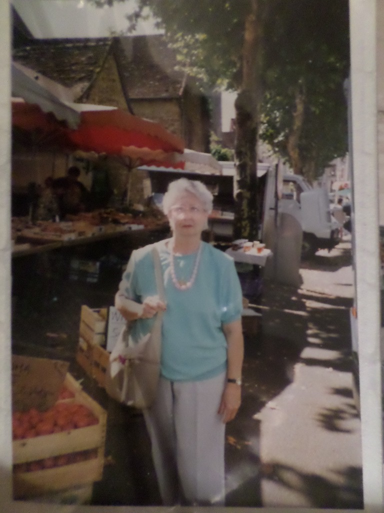 Buxy mima market c1994
