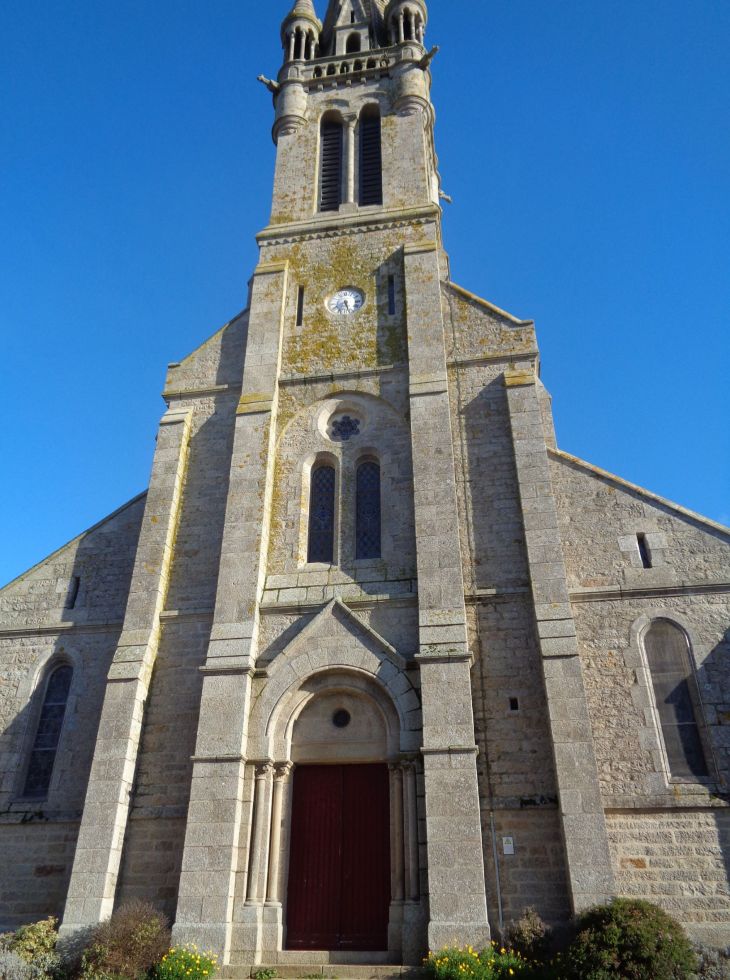 Crédin ch Saint Pierre et Saint Paul front nov22