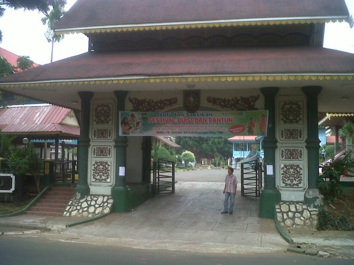 indo-jakarta-tmi-park-indo-museum-bali-oct13