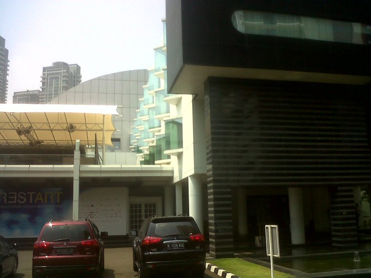 jakarta-grand-kemang-hotel-front-oct13