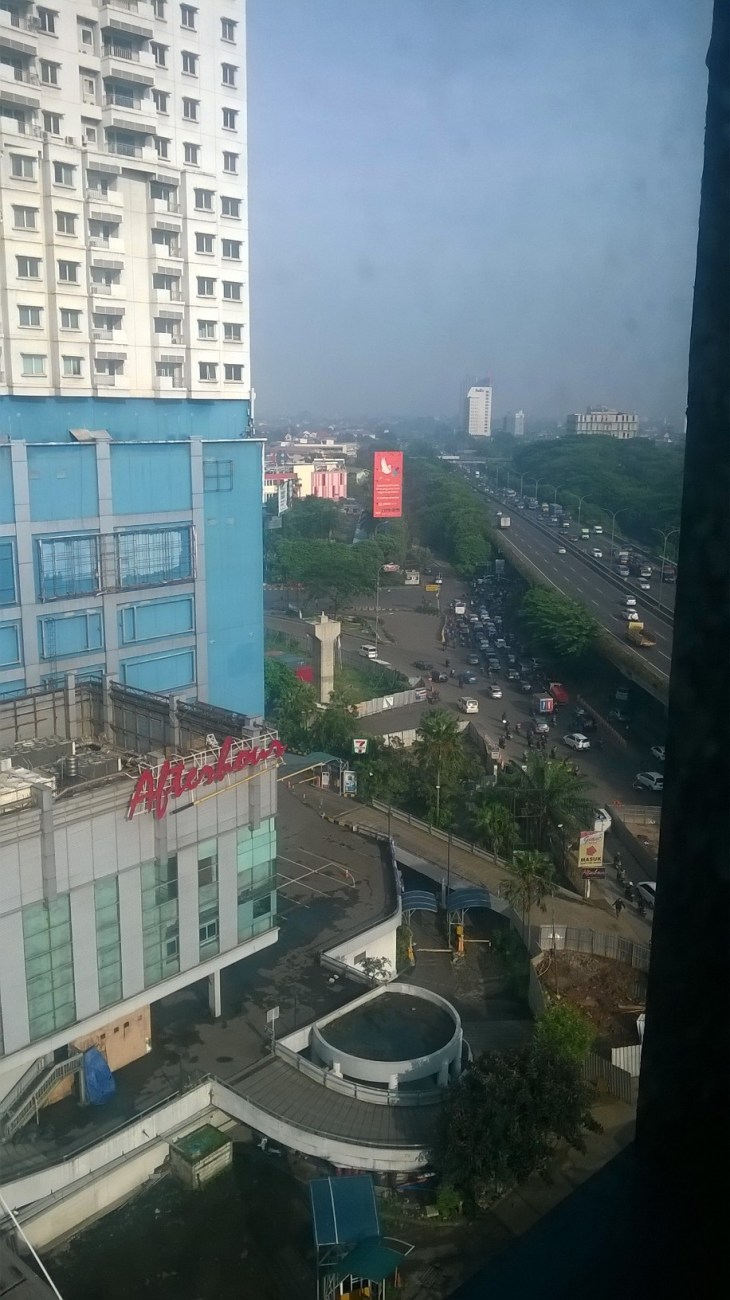 jakarta swiss berlinn hotel room 1117 to city nov16