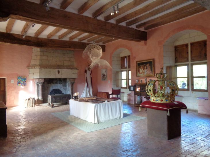 Lémeré chateau du Rivau salle des dames wide nov22