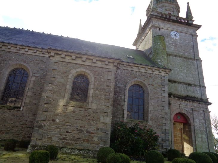 Naizin ch St Cosme et St Damien left side belltower nov22