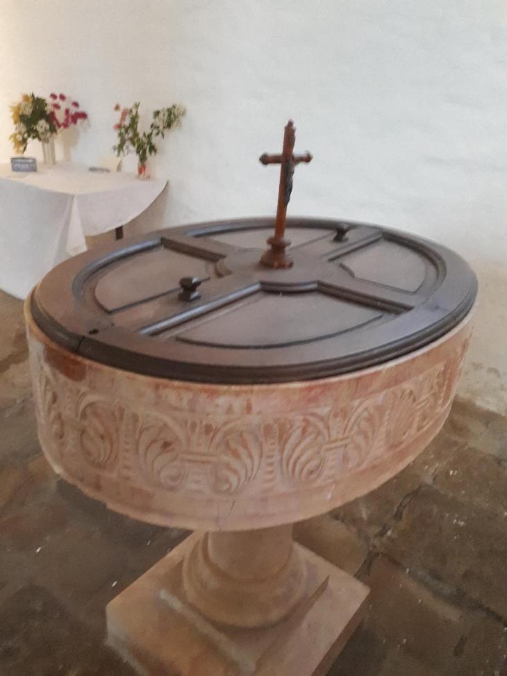 plu ch st guigner baptismal font apr21