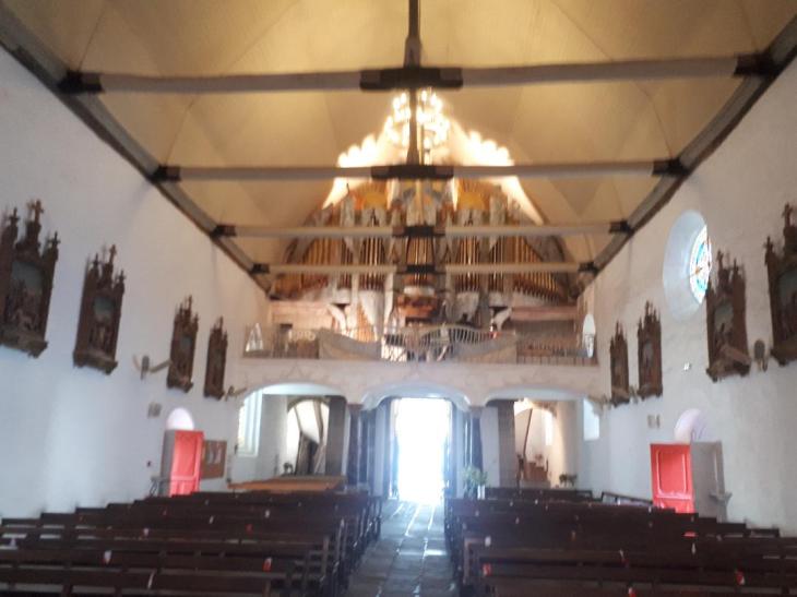 plu ch st guigner organ nave apr21