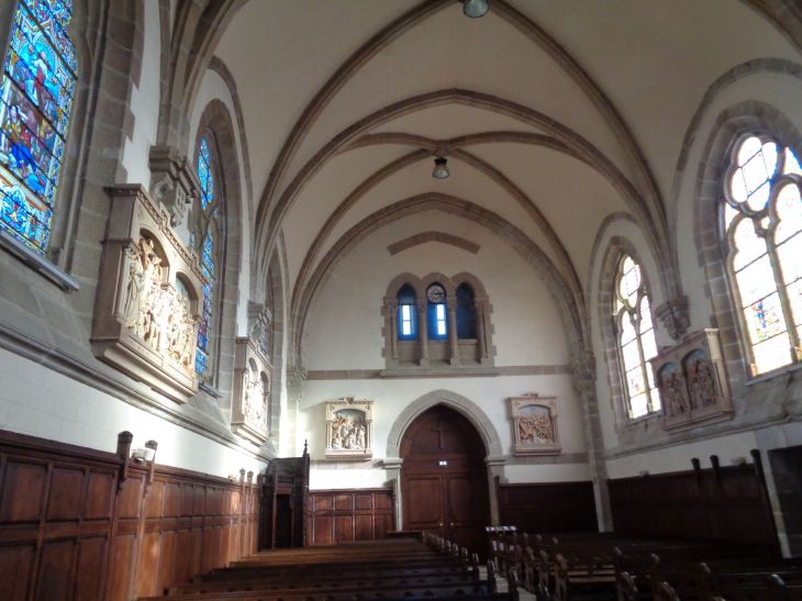 Réguiny ch Saint Clair back wall nov22