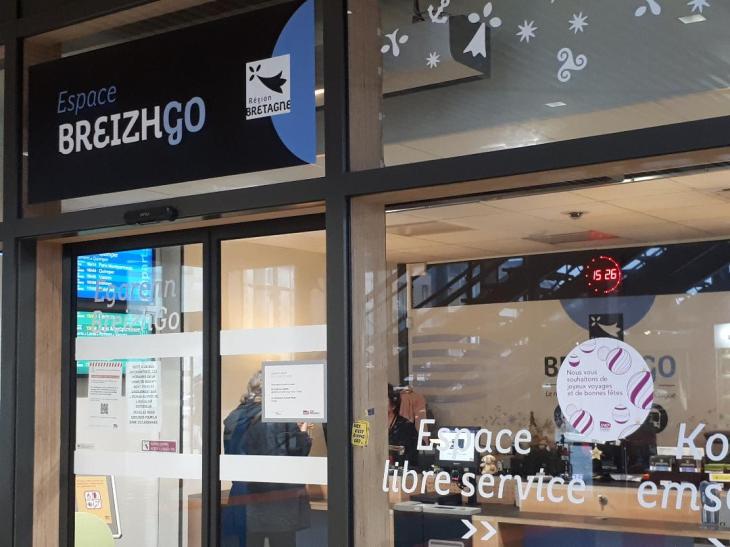 Auray gare Breizhgo bus network office dec22