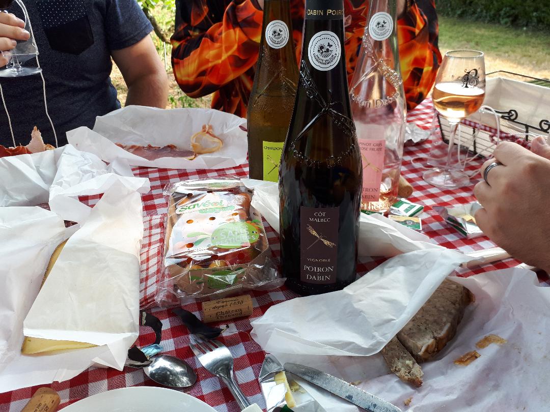 chat thebaud poiron dabin lunch basket at rando aug18