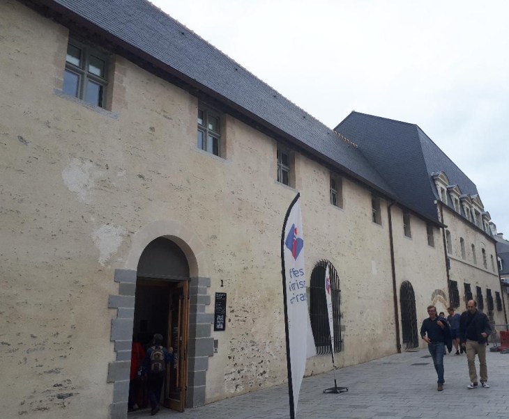 rennes-rue-st-malo-tourist-office-sept19