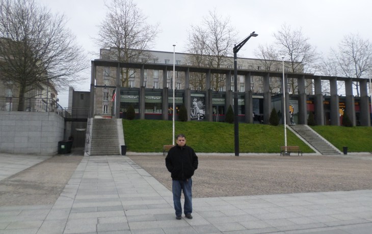 brest-pl-de-la-liberte-parking-door-and-pipo-mar15