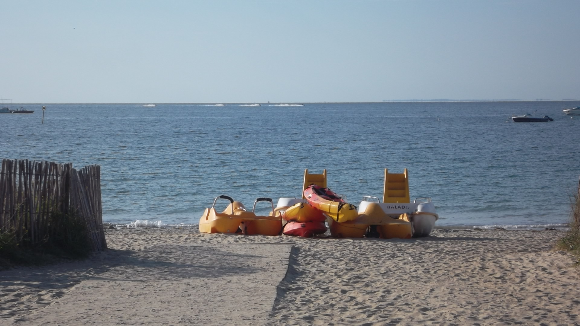 Carnac grande plage main ent aug12