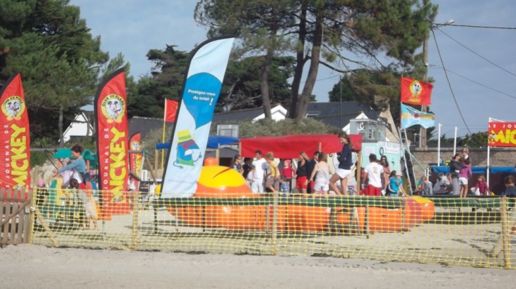 carnac plage st colomban kids playground aug12