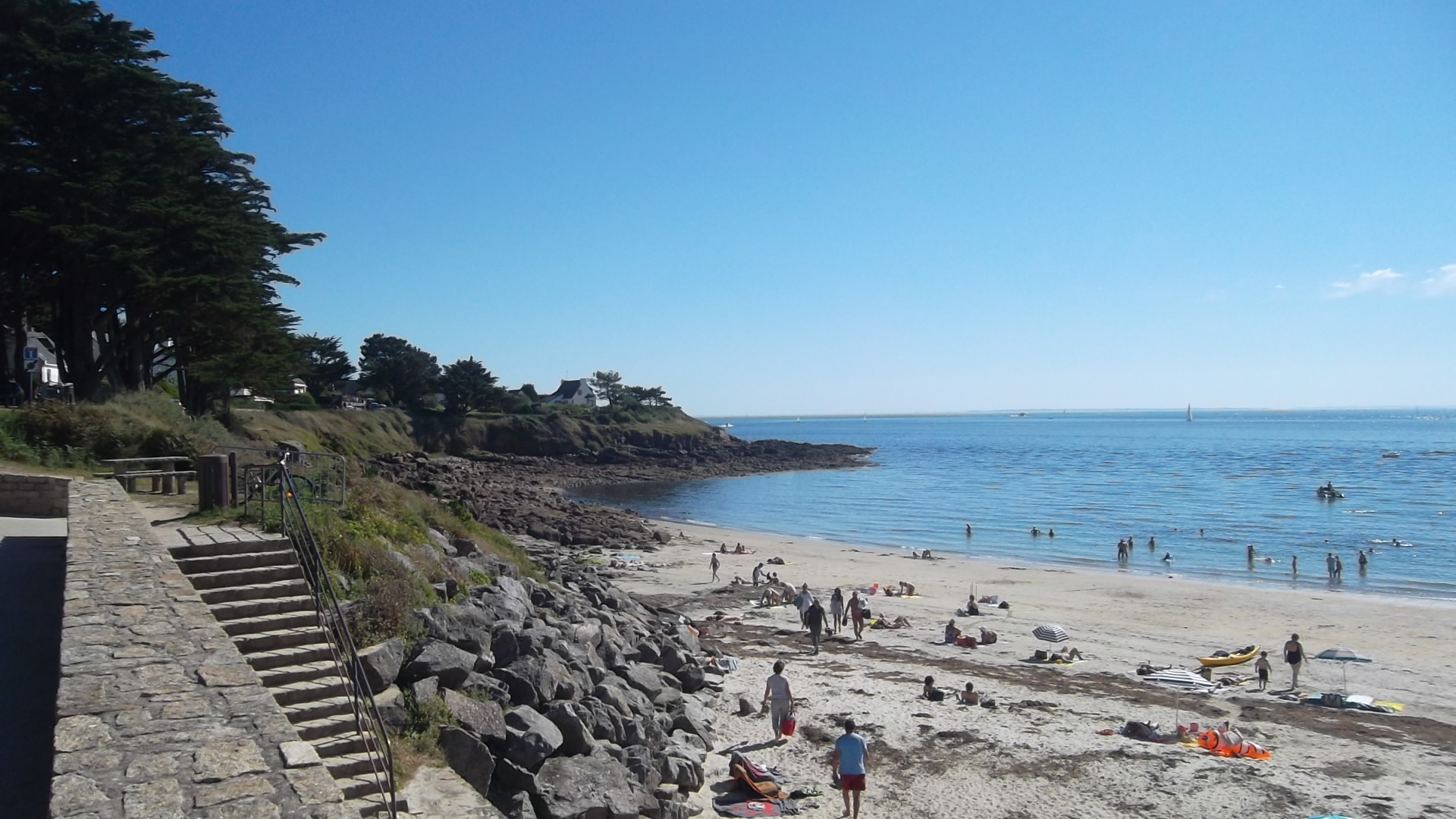 Port Navalo grande plage and rocks sep12