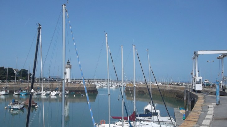 quiberon port haliguen harbor lighthouse jul11