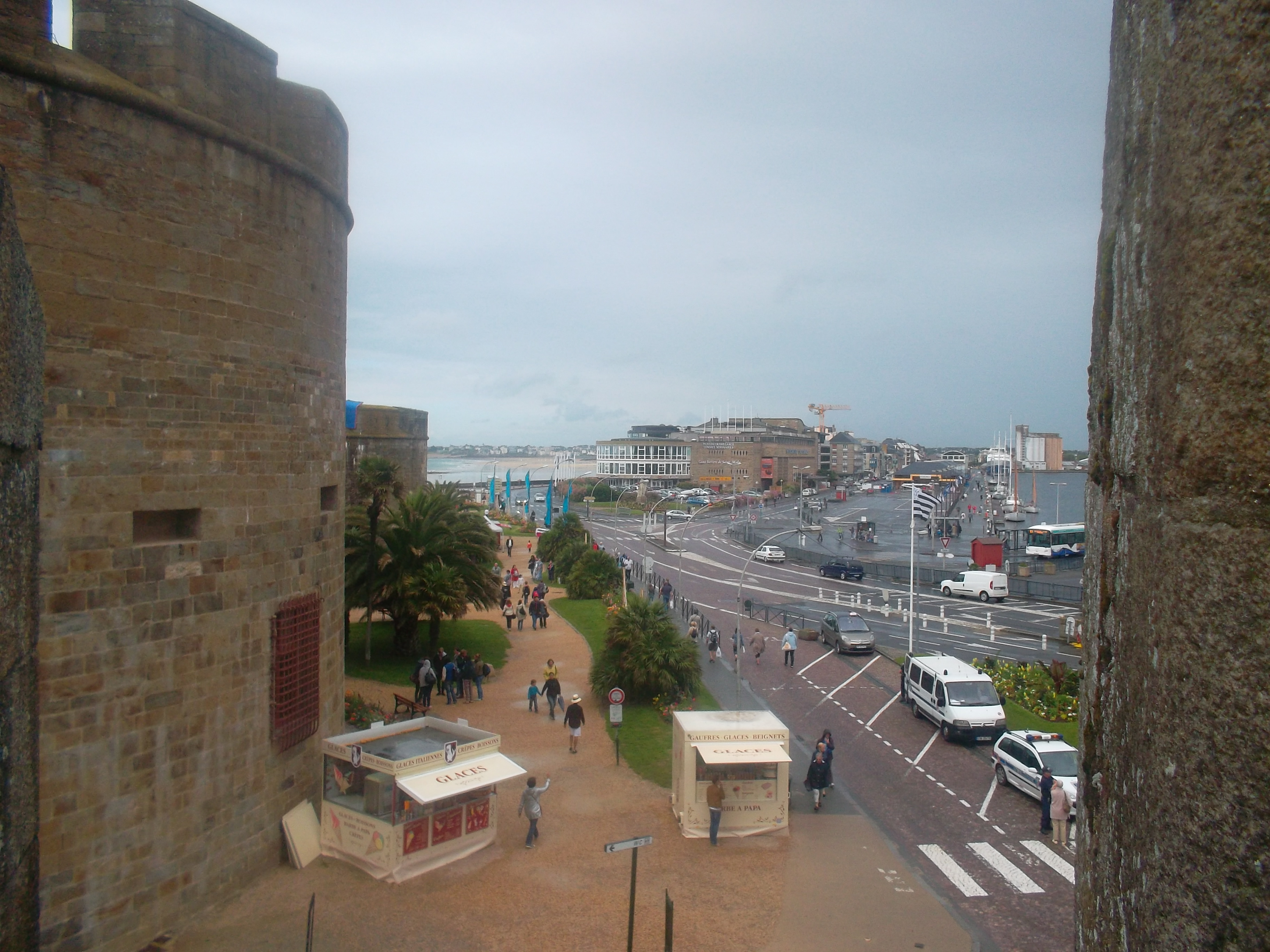 St Malo chateau anne de bretagne by port jul12