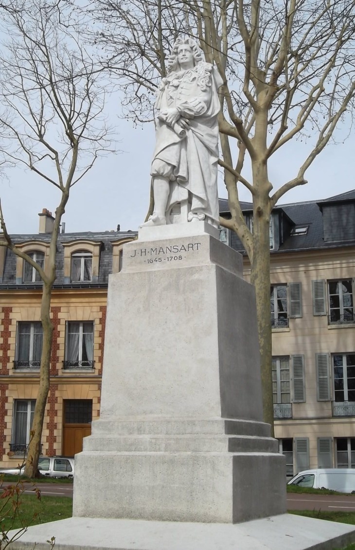 versailles-statue-jh-mansart-bd-de-la-republique-mar13