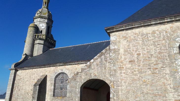 Arzano Ch Saint Pierre aux Liens side right feb23