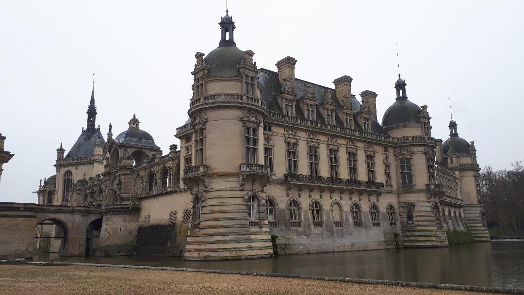 chan castle back from near mon stairs nov19