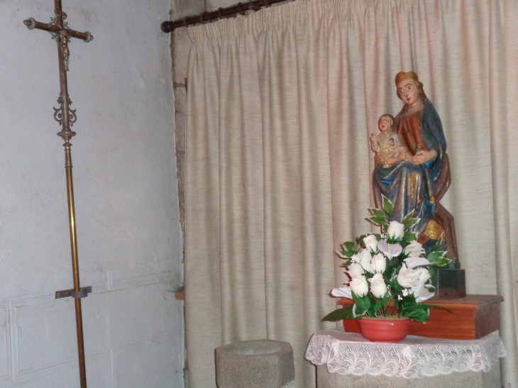 Daoulas abbaye ch ND statue virgin et child sep21