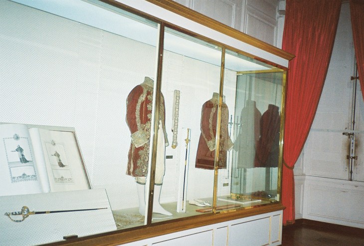 fontainebleau mus uniforms of napoleon I jun15