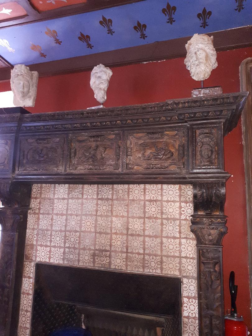 keriolet grand salon 15C chimney aug19