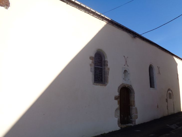 la Roche Bernard former chapelle notre dame now school side rue haute notre dame jan23