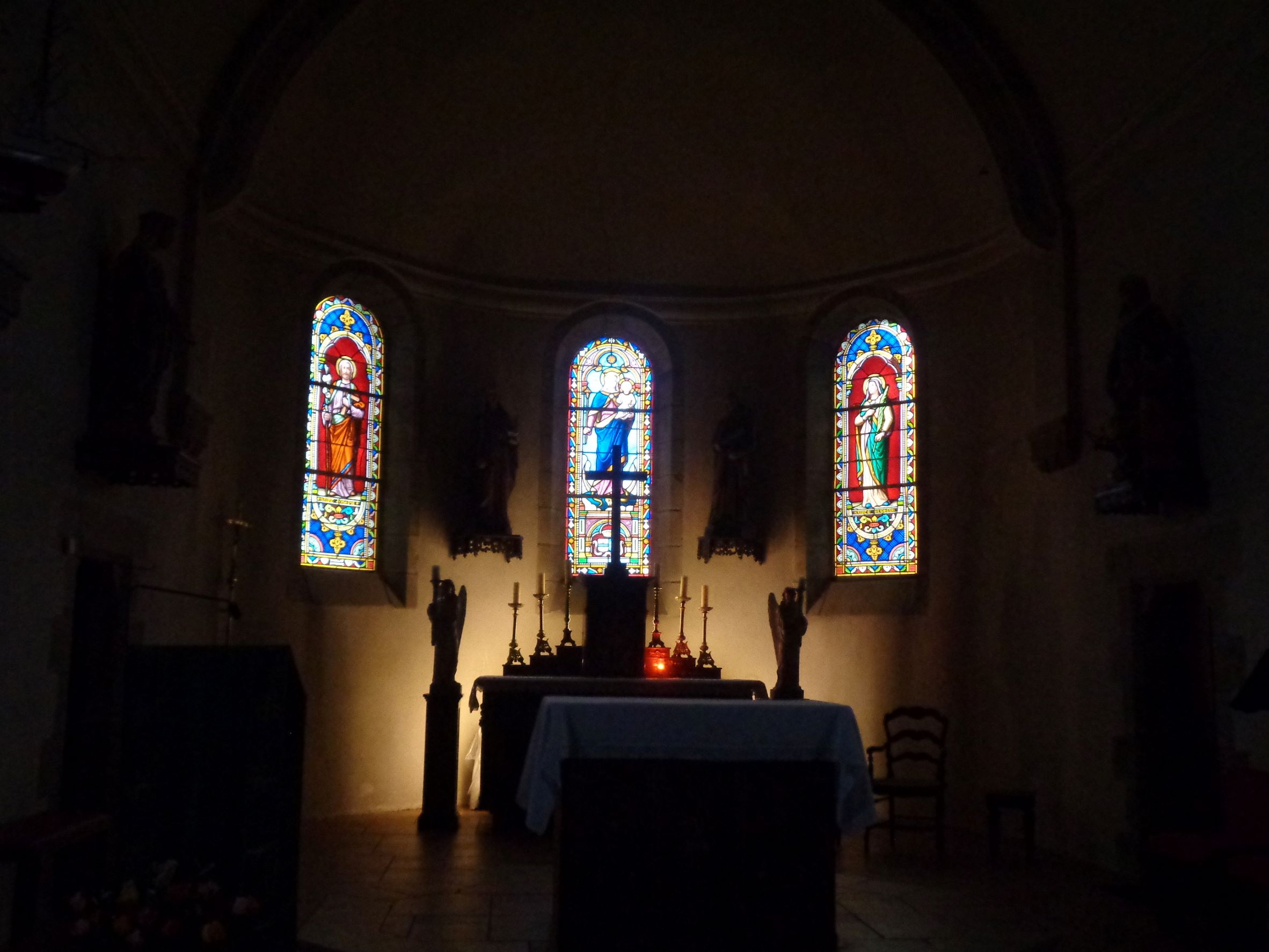 Larmor Baden ch Notre Dame altar closeup feb23