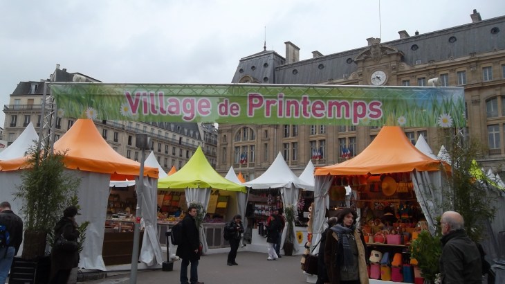 Paris gare st Lazare village de printemps mar13