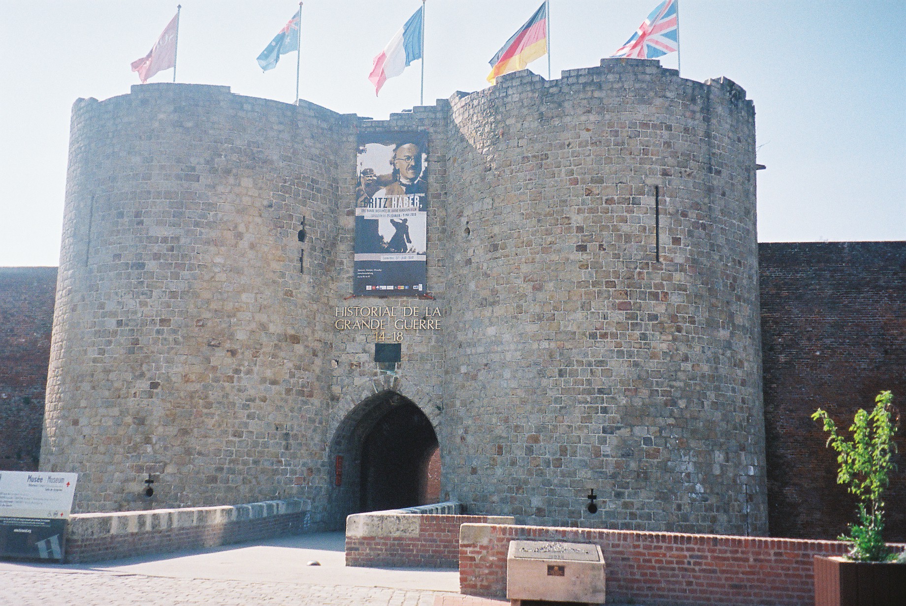 Carte Postale Ancienne - Guerre - Péronne (80) - Marktplatz - Occasion
