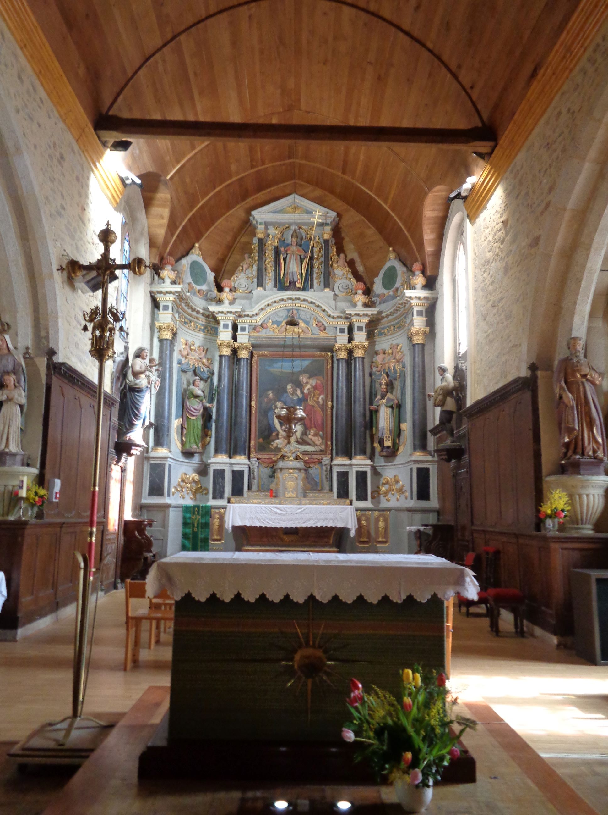 Plouay Ch Saint Ouen altar far feb23