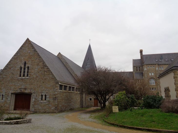 Plouharnel Abbey of Sainte Anne de Kergonan church front feb23