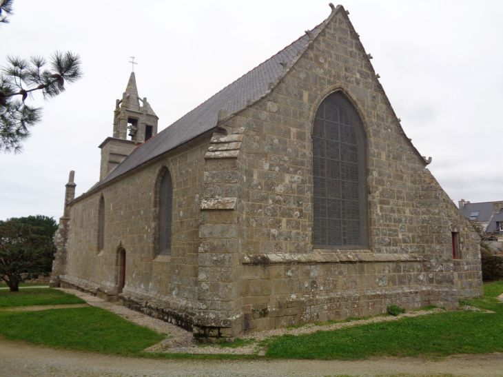 Plouharnel chapelle Sainte Barbe back exterior feb23