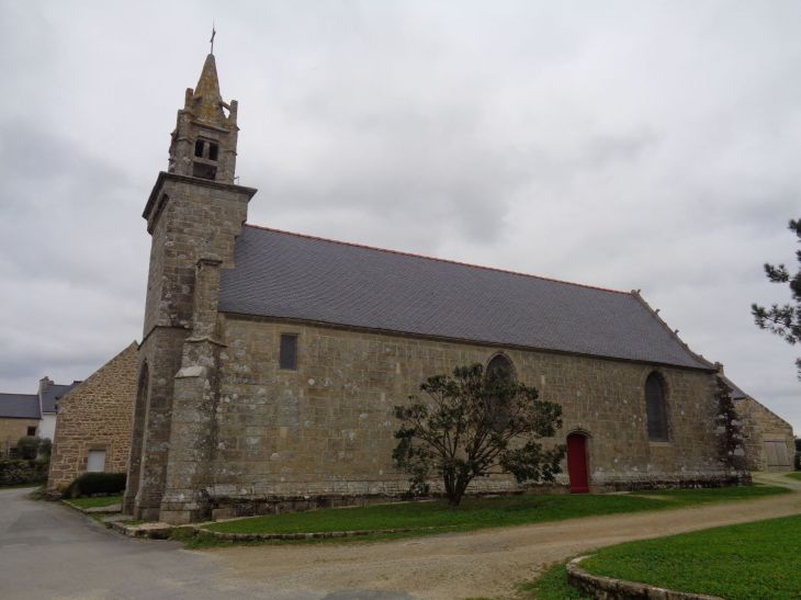 Plouharnel chapelle Sainte Barbe side feb23