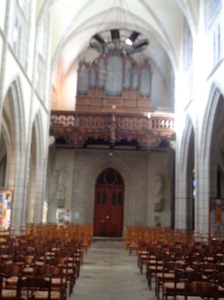 Quimper Ch Saint Mathieu organ back wall feb23