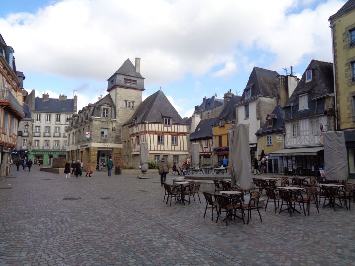 Quimper Pl Terre au Duc feb23