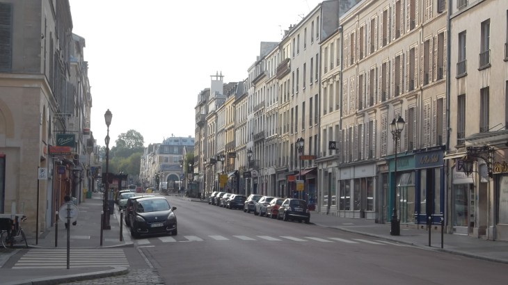 versailles-rue-de-la-paroisses-to-market-nd-aug12