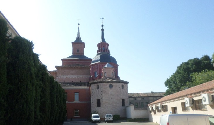 alcala-capilla-de-las-santas-formas-side-pl-san-lucas-aug17