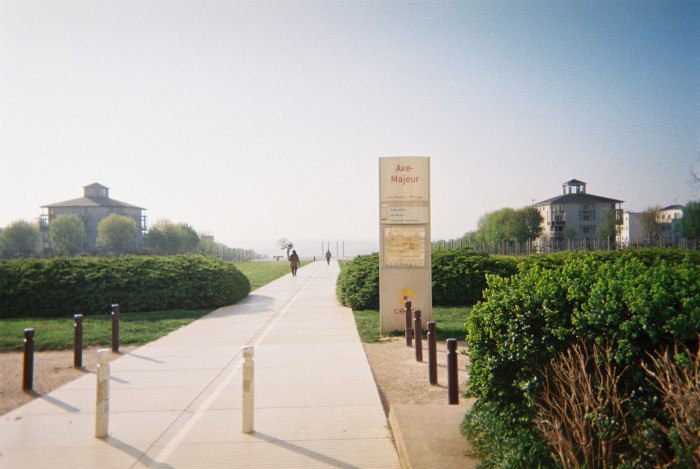 axe-majeur-passarelle-to-terrace